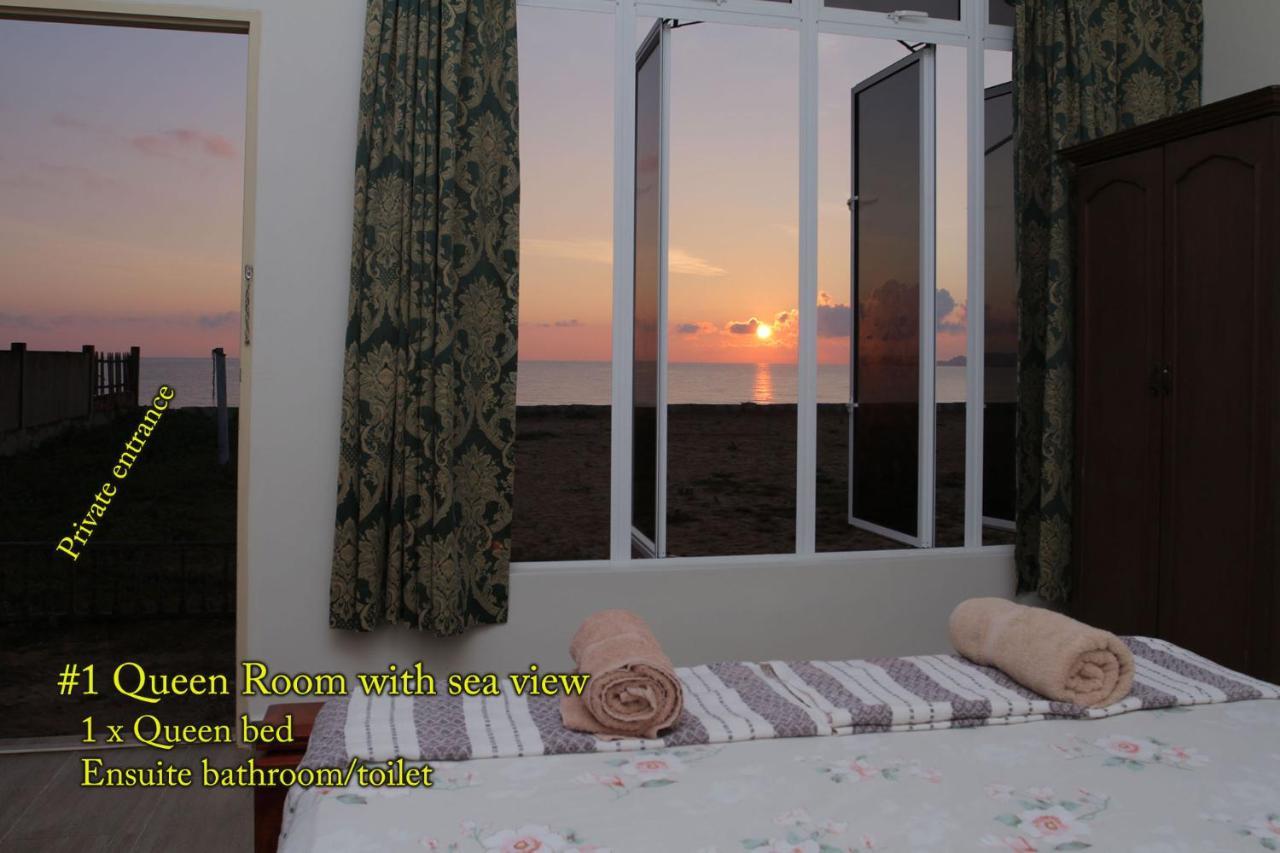 Kc Beachfront Marang Ngoại thất bức ảnh