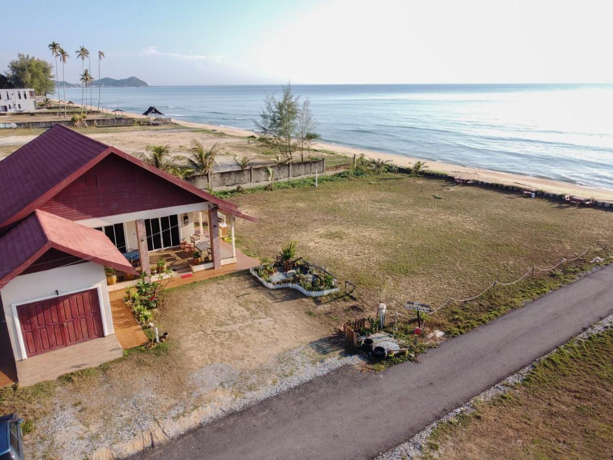 Kc Beachfront Marang Ngoại thất bức ảnh